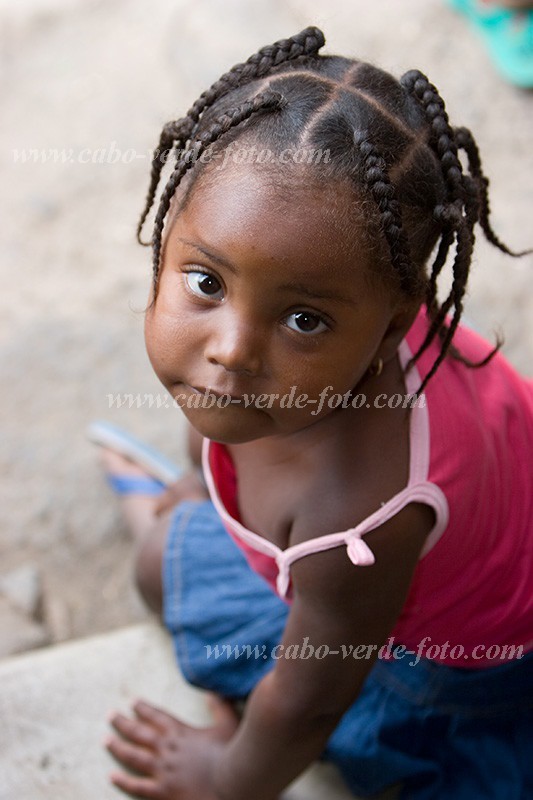 Santiago : S�o Miguel :  : People ChildrenCabo Verde Foto Gallery