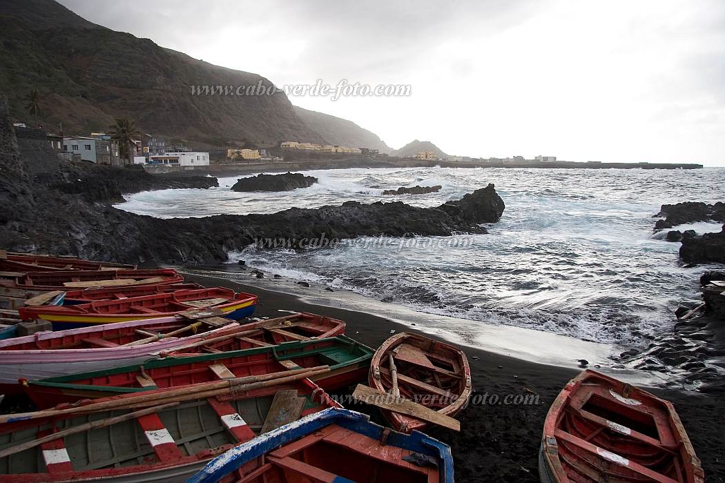 Insel: Fogo  Wanderweg:  Ort: Mosteiros Motiv: Fischer Motivgruppe: Landscape Sea © Florian Drmer www.Cabo-Verde-Foto.com