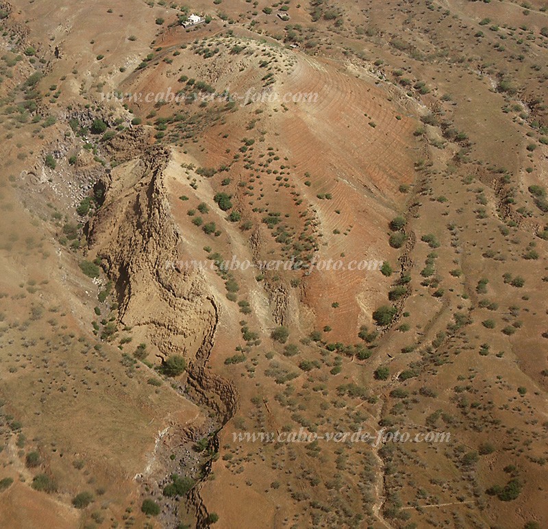 Insel: Fogo  Wanderweg:  Ort: n.a. Motiv: Landung Motivgruppe: Landscape Mountain © Florian Drmer www.Cabo-Verde-Foto.com
