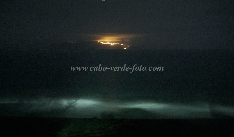 Insel: Fogo  Wanderweg:  Ort: So Filipe Motiv: Blick nach Brava Nachtaufnahme Motivgruppe: Landscape Sea © Florian Drmer www.Cabo-Verde-Foto.com