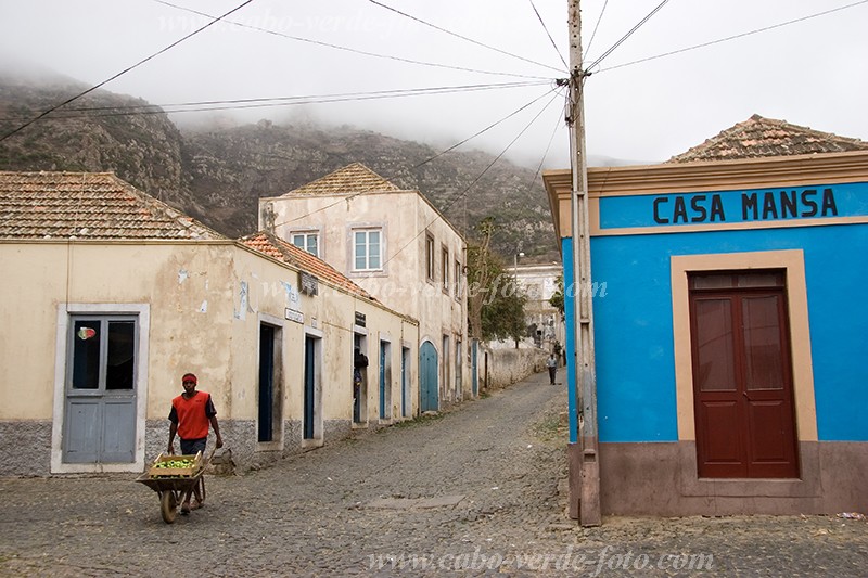 Insel: Brava  Wanderweg:  Ort: Villa Nova Sintra Motiv: Landschaft Motivgruppe: Landscape Town © Florian Drmer www.Cabo-Verde-Foto.com