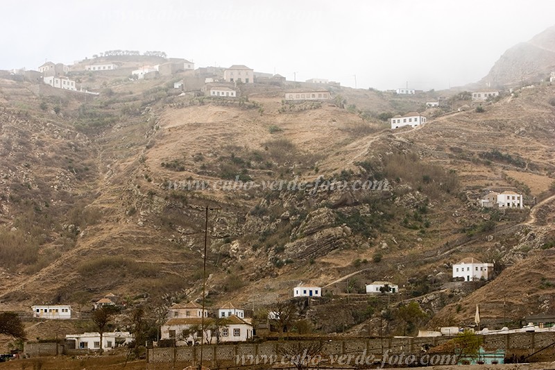 Brava : Villa Nova Sintra : farm : Landscape MountainCabo Verde Foto Gallery