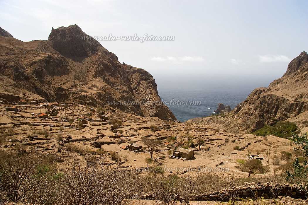 Brava : Faj d gua : landscape : Landscape MountainCabo Verde Foto Gallery