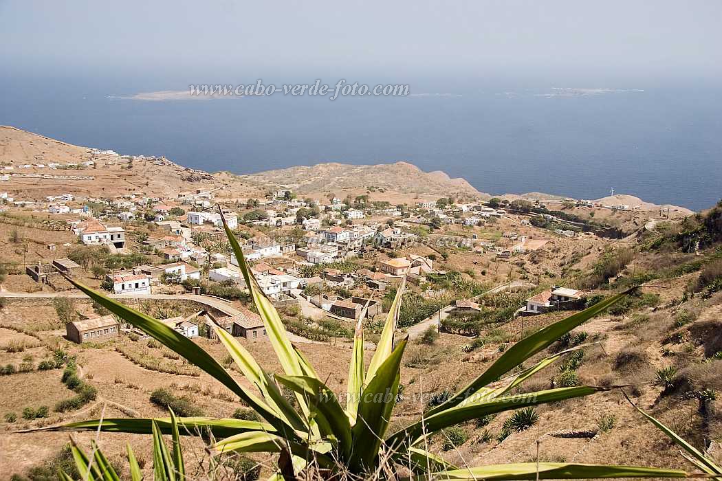 Insel: Brava  Wanderweg:  Ort: Vila Nova Sintra Motiv: Landschaft Motivgruppe: Landscape Mountain © Florian Drmer www.Cabo-Verde-Foto.com