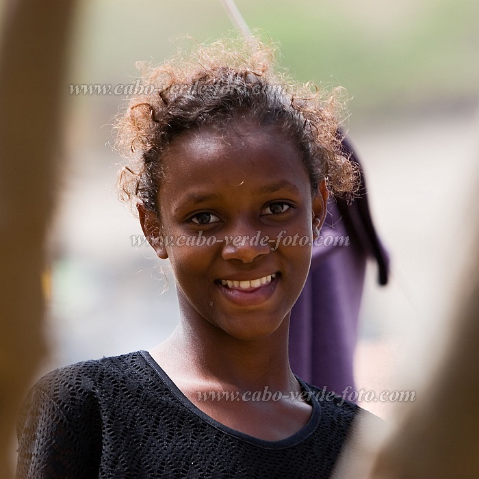 Brava : Furna : portrait : People ChildrenCabo Verde Foto Gallery