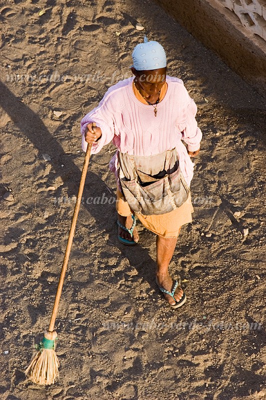 So Nicolau : Tarrafal : elderly : People ElderlyCabo Verde Foto Gallery