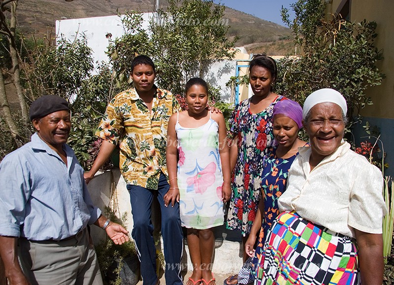 So Nicolau : Cabealinho : farmers family : People RecreationCabo Verde Foto Gallery