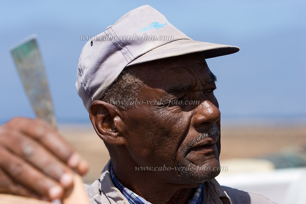 Insel: So Vicente  Wanderweg:  Ort: Salamansa Motiv: Fischer Motivgruppe: People Work © Florian Drmer www.Cabo-Verde-Foto.com
