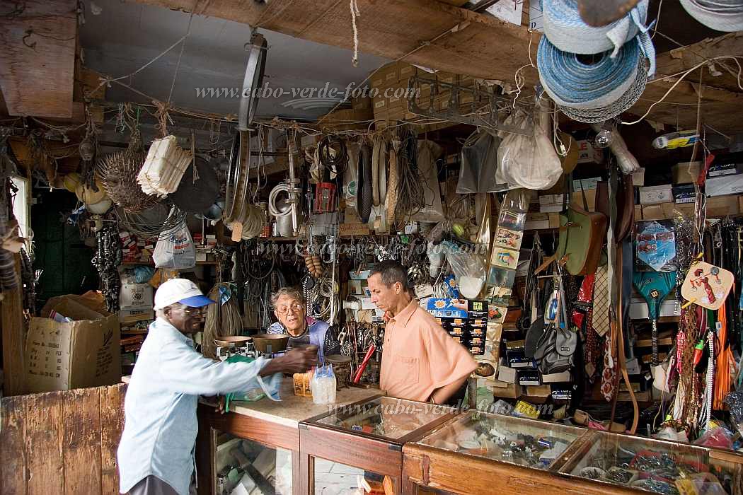 So Vicente : Mindelo : tradesman : People WorkCabo Verde Foto Gallery