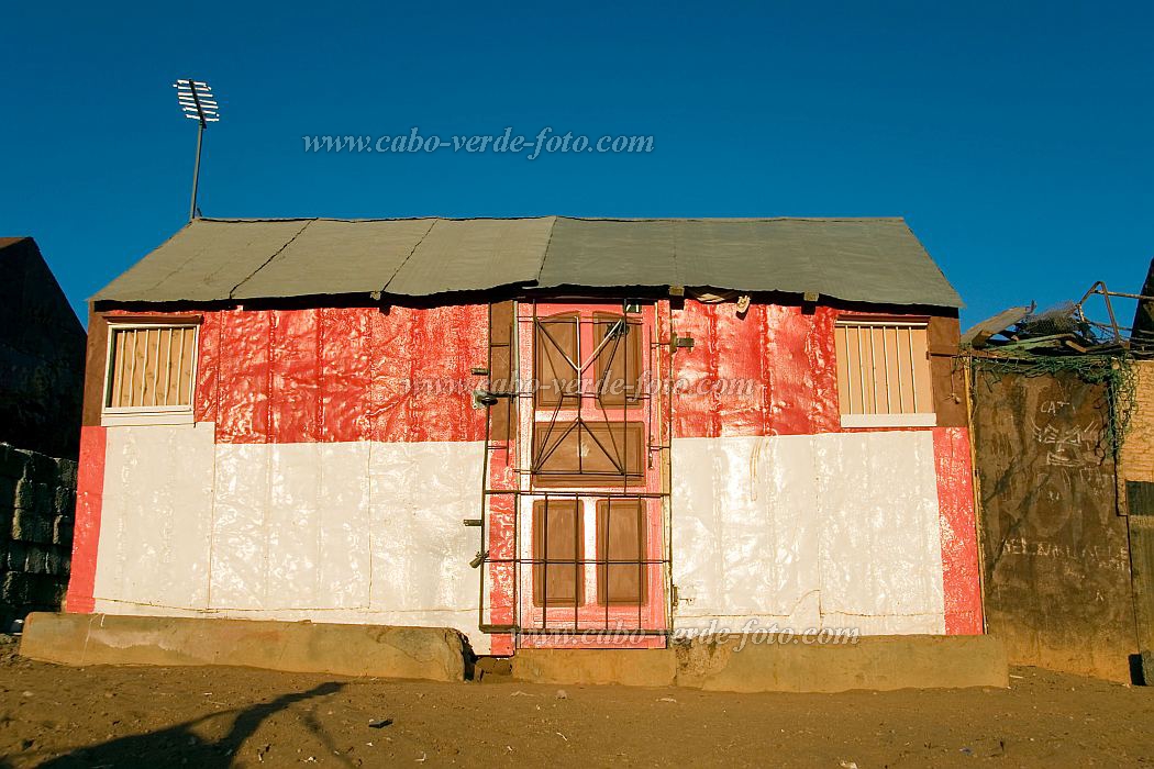 Insel: So Vicente  Wanderweg:  Ort: Mindelo Motiv: Lebensweise Motivgruppe: Landscape Town © Florian Drmer www.Cabo-Verde-Foto.com