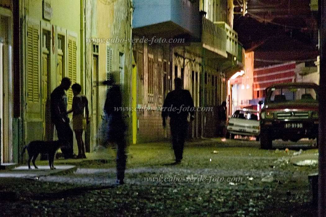 So Vicente : Mindelo : street life by night : Landscape TownCabo Verde Foto Gallery