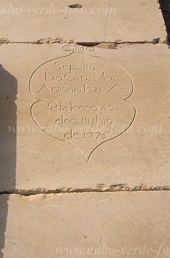 Santiago : Cidade Velha : S Catedral : Landscape TownCabo Verde Foto Gallery