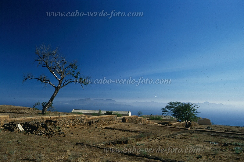 Santo Anto : Mesa do Porto Novo : dra and abandoned : LandscapeCabo Verde Foto Gallery