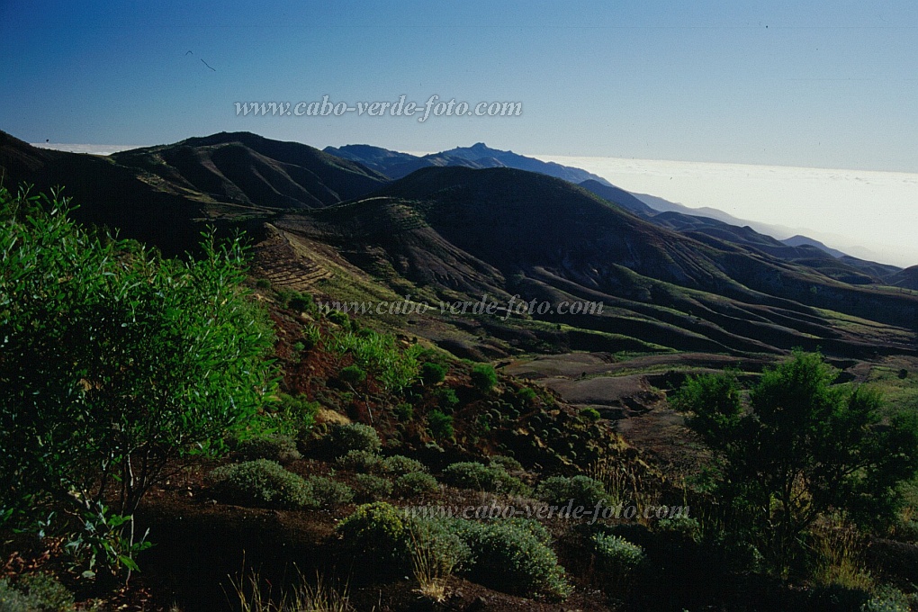 Santo Anto : Marocos : dustroad Espadana Marocos : Landscape MountainCabo Verde Foto Gallery