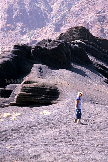 Insel: So Nicolau  Wanderweg:  Ort: Ribeira dos Calhaus Motiv: Wanderweg Motivgruppe: Landscape Mountain © Pitt Reitmaier www.Cabo-Verde-Foto.com