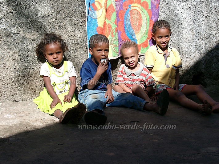 Santo Anto : Joao Afonso Faja dos Bois : children : People ChildrenCabo Verde Foto Gallery