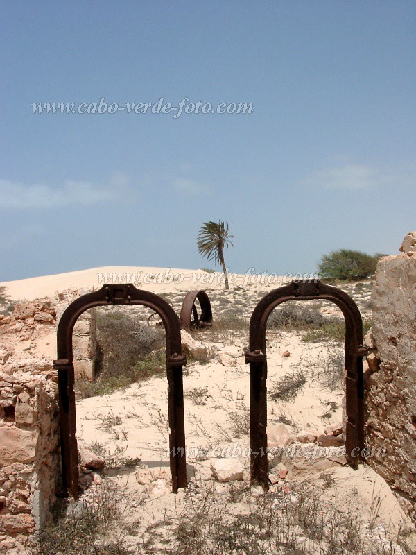 Boa Vista : Fbrica da Chave : tile factory : TechnologyCabo Verde Foto Gallery