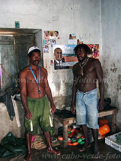 Boa Vista : Praia das Gatas : pescadores : People WorkCabo Verde Foto Gallery