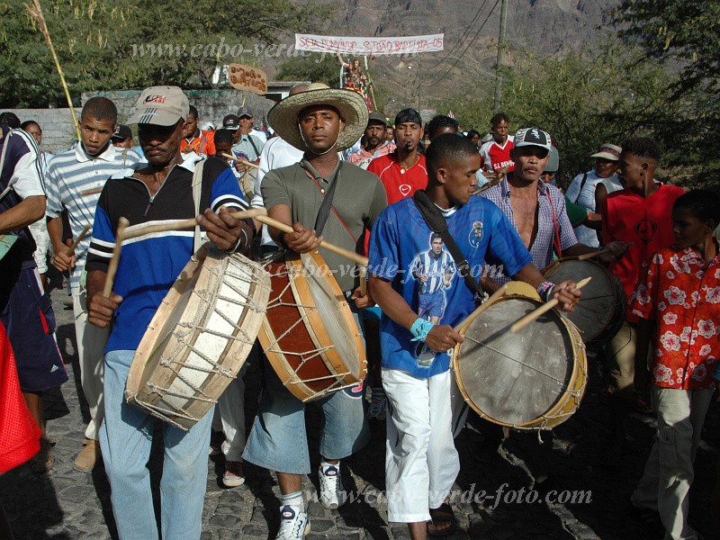 Insel: Santo Anto  Wanderweg:  Ort: Ribeira das Patas Motiv: Kirchweih Motivgruppe: People Religion © Pitt Reitmaier www.Cabo-Verde-Foto.com