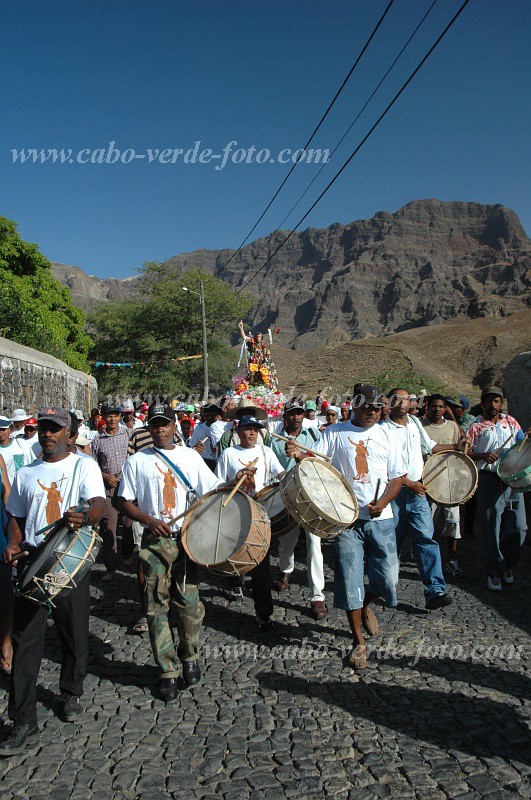 Insel: Santo Anto  Wanderweg:  Ort: Ribeira das Patas Motiv: Kirchweih Motivgruppe: People Religion © Pitt Reitmaier www.Cabo-Verde-Foto.com