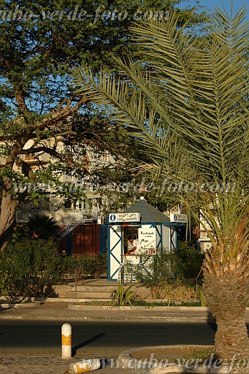 S�o Vicente : Mindelo : tourist information kiosk : Landscape TownCabo Verde Foto Gallery