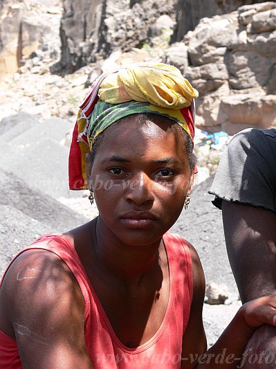 Santiago : Aguas Belas : batuco : People WomenCabo Verde Foto Gallery