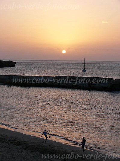 Insel: Santiago  Wanderweg:  Ort: Tarrafal Motiv: Sonnenuntergang Motivgruppe: Landscape Sea © Pitt Reitmaier www.Cabo-Verde-Foto.com