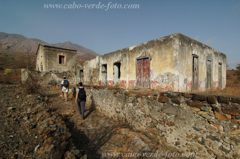 Insel: Fogo  Wanderweg:  Ort: Achada da Lapa Motiv: Gehft Motivgruppe: Landscape Agriculture © Pitt Reitmaier www.Cabo-Verde-Foto.com