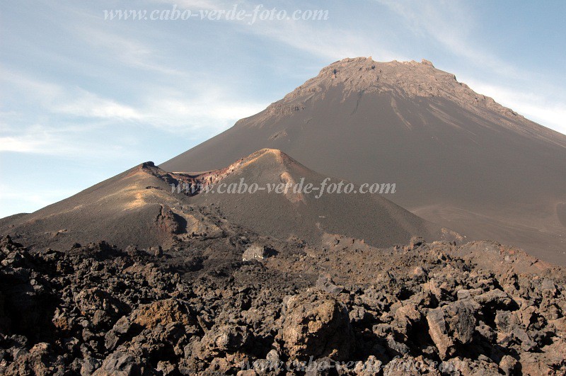 Insel: Fogo  Wanderweg:  Ort: Ch� das Caldeiras Motiv: Vulkan Motivgruppe: Landscape Mountain &copy; Pitt Reitmaier www.Cabo-Verde-Foto.com