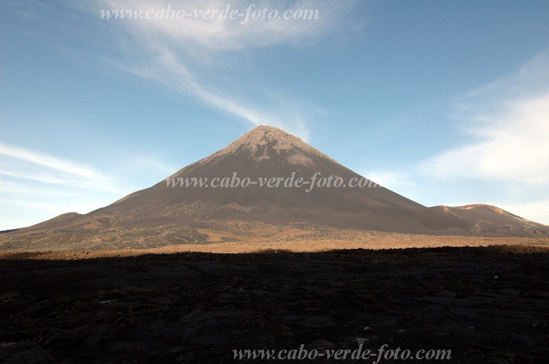Insel: Fogo  Wanderweg:  Ort: Ch� das Caldeiras Motiv: Vulkan Motivgruppe: Landscape Mountain &copy; Pitt Reitmaier www.Cabo-Verde-Foto.com