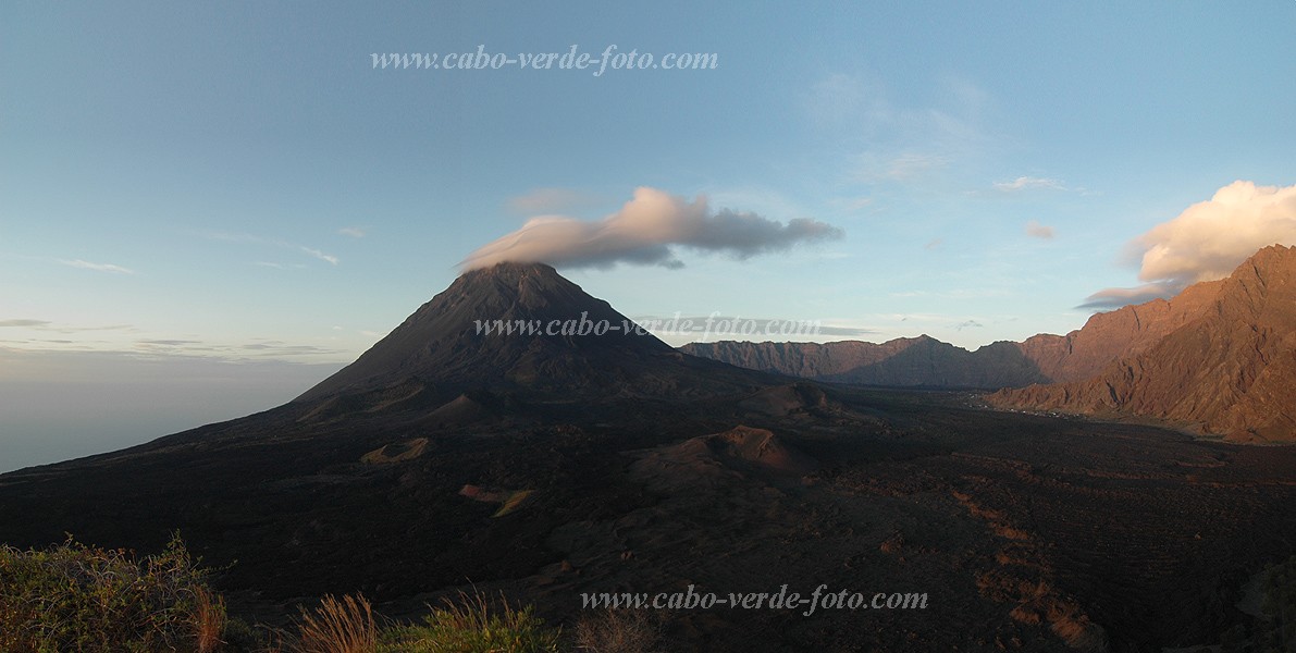 Fogo : Bordeira : vulco : Landscape MountainCabo Verde Foto Gallery