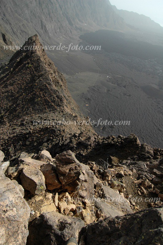 Fogo : Bordeira : volcano : Landscape MountainCabo Verde Foto Gallery