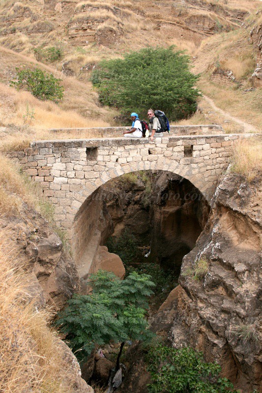 Brava : Ribeira Ferreiros : hiking trail : Landscape MountainCabo Verde Foto Gallery