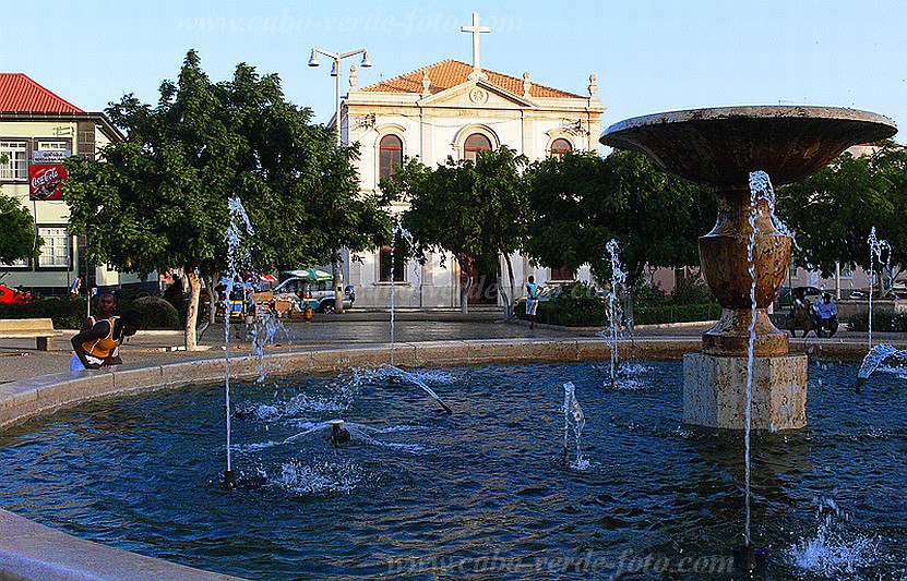 Santiago : Praia : square : Landscape TownCabo Verde Foto Gallery