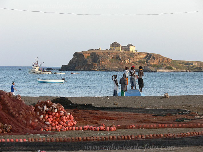 Santiago : Praia : fisherman : Landscape SeaCabo Verde Foto Gallery
