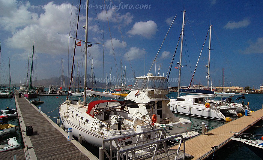 S�o Vicente : Mindelo : marina : Landscape SeaCabo Verde Foto Gallery