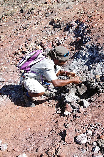 Insel: Fogo  Wanderweg:  Ort: Pico Pequeno Motiv: Feuer Motivgruppe: Landscape Mountain © Pitt Reitmaier www.Cabo-Verde-Foto.com