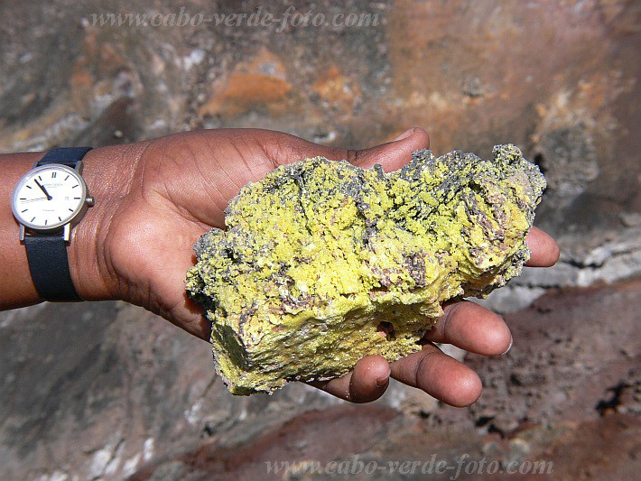 Insel: Fogo  Wanderweg:  Ort: Pico Pequeno Motiv: Schwefel Motivgruppe: Nature © Pitt Reitmaier www.Cabo-Verde-Foto.com