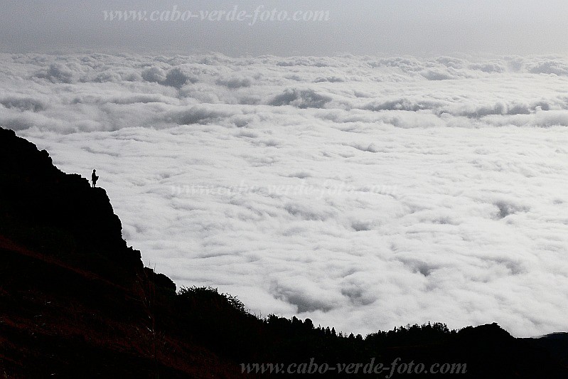 Fogo : Bordeira Monte Gomes : nuvens : Landscape MountainCabo Verde Foto Gallery