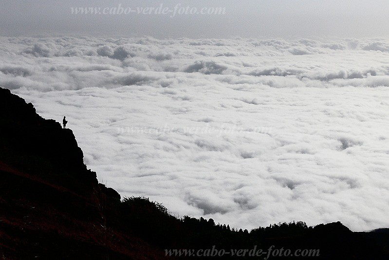 Insel: Fogo  Wanderweg:  Ort: Bordeira Monte Gomes Motiv: Wolken Motivgruppe: Landscape Mountain © Pitt Reitmaier www.Cabo-Verde-Foto.com