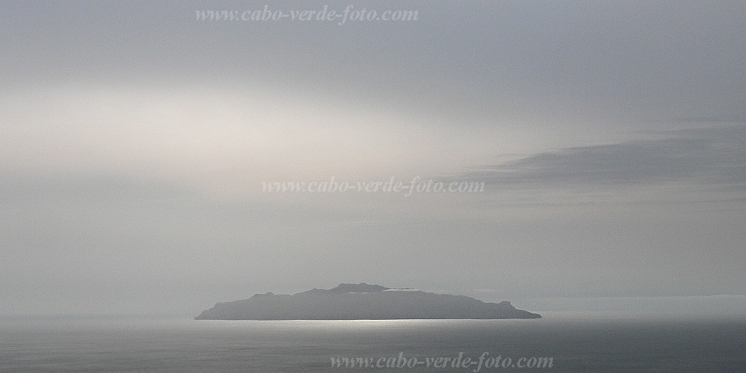 Fogo : Serrado : view to Brava : Landscape SeaCabo Verde Foto Gallery