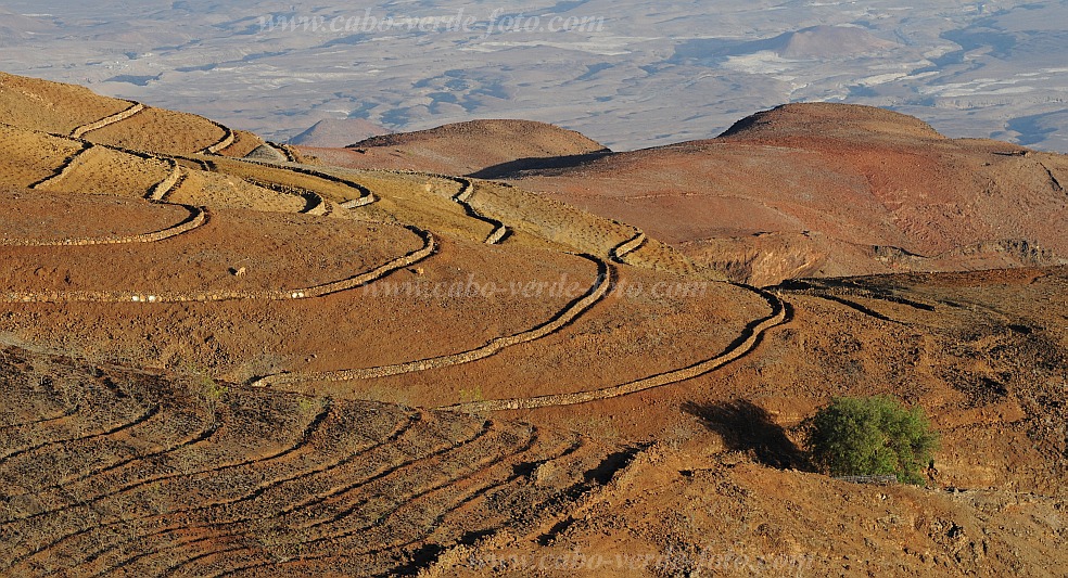 Santo Anto : Lagoa : montanha : Landscape MountainCabo Verde Foto Gallery
