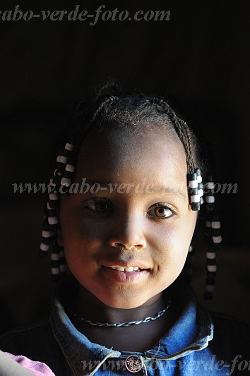 Santo Anto : Bolona : child : People ChildrenCabo Verde Foto Gallery