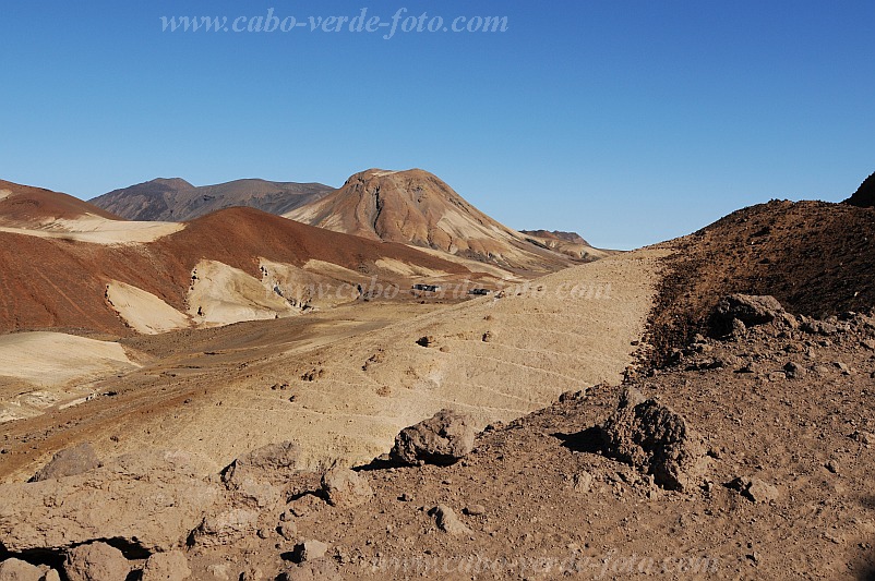Santo Anto : Bolona Monte Aranha Perna : desert : Landscape DesertCabo Verde Foto Gallery