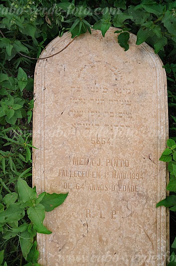 Santo Anto : Ponta do Sol : tomb jewish graveyard : People ReligionCabo Verde Foto Gallery