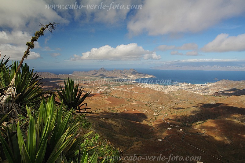 Insel: So Vicente  Wanderweg:  Ort: Monte Verde Motiv: Aussicht auf Mindelo Motivgruppe: Landscape © Pitt Reitmaier www.Cabo-Verde-Foto.com
