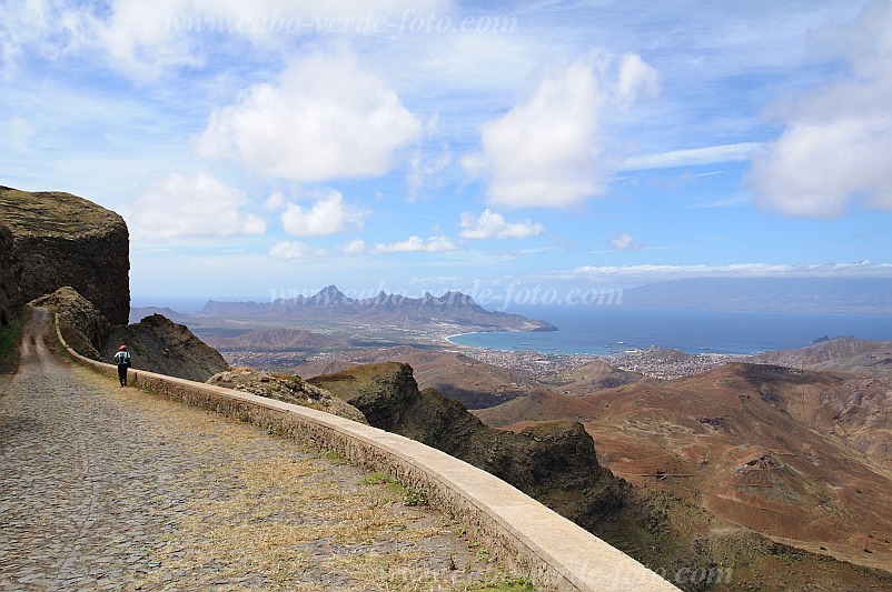 Insel: So Vicente  Wanderweg:  Ort: Monte Verde Motiv: Strasse Motivgruppe: Landscape Mountain © Pitt Reitmaier www.Cabo-Verde-Foto.com