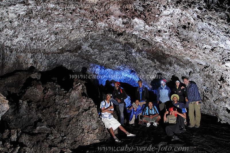 Fogo : Monte Preto Ch das Caldeira : volcano cave : Landscape CaveCabo Verde Foto Gallery