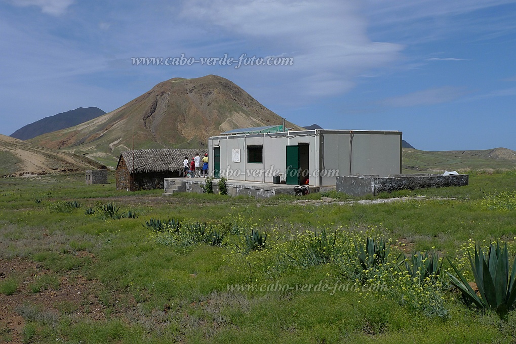 Santo Anto : Bolona Monte Arranha Perna : cheese factory : LandscapeCabo Verde Foto Gallery