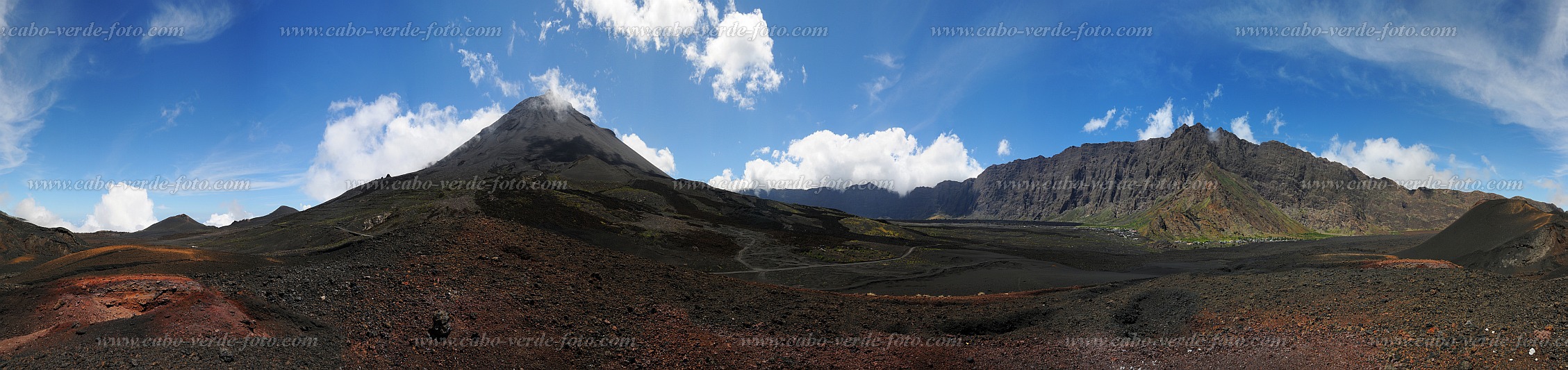 Fogo : Ch� das Caldeira Monte Preto : volcano : Landscape MountainCabo Verde Foto Gallery
